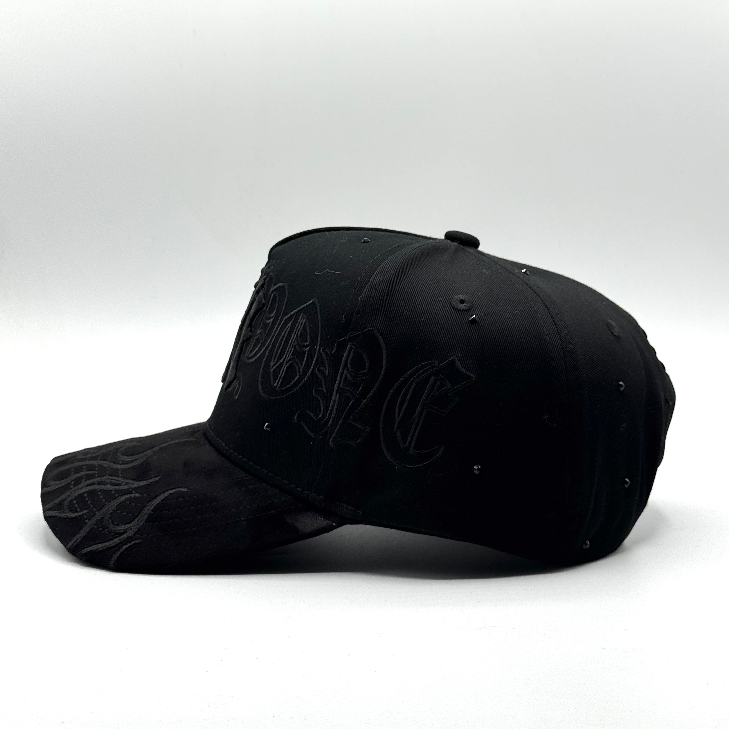 NY CRISTALS • 31 HATS