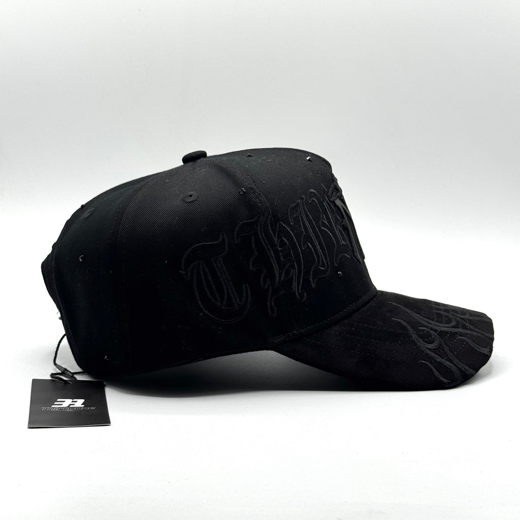 NY CRISTALS • 31 HATS