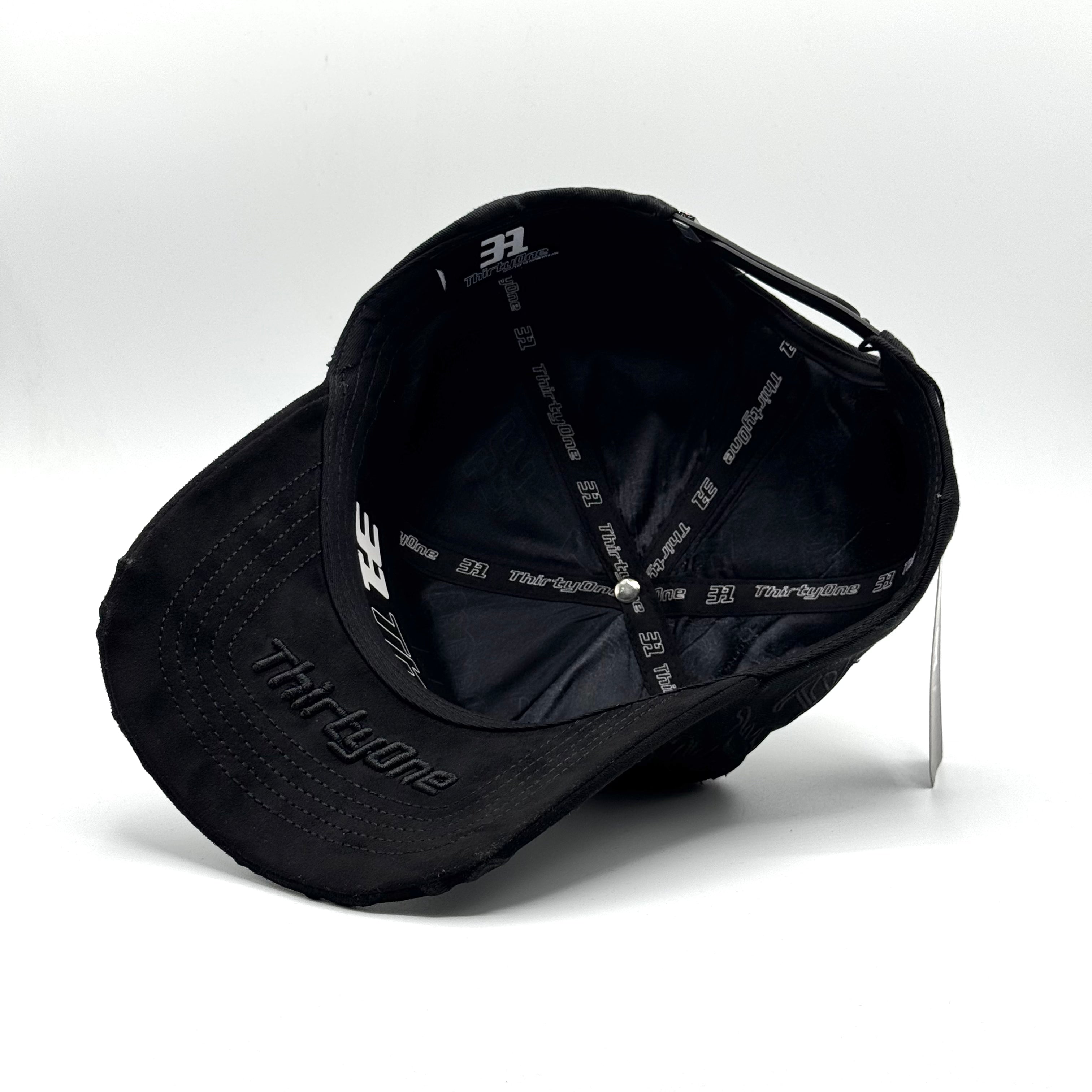 NY CRISTALS • 31 HATS